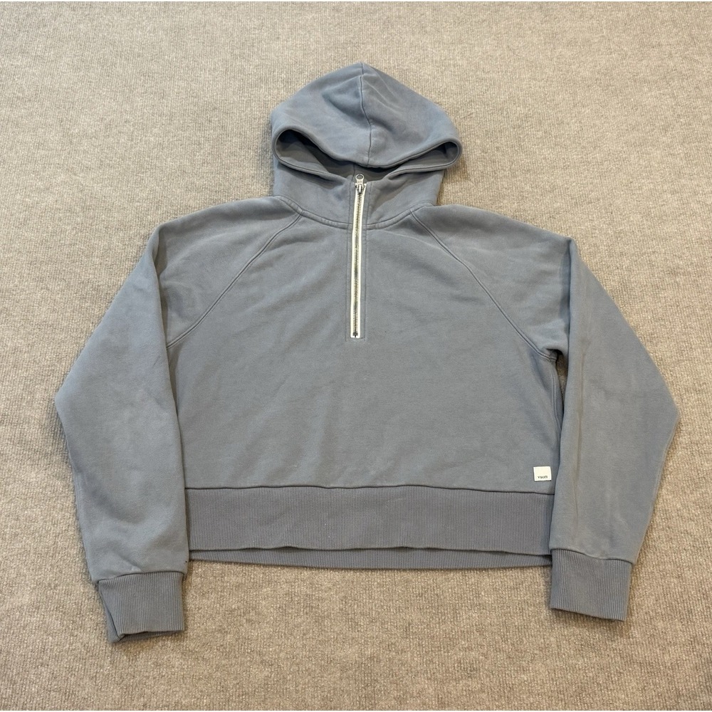 Vuori Hoodie Women's Pullover Size Large Gray Cropped Casual Gym Athleisure Yoga